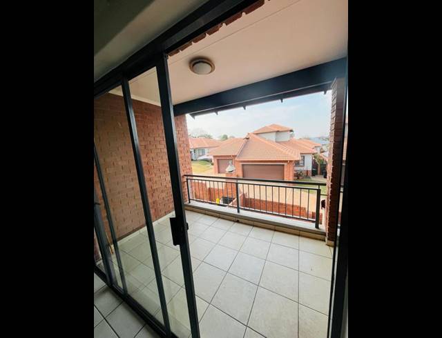 2 BEDROOM PROPERTY TO RENT IN SONNEGLANS